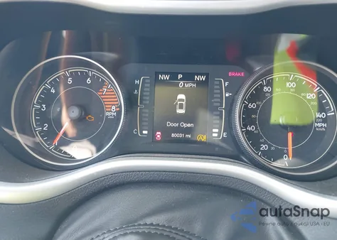 2018 Jeep Cherokee Latitude Plus 4X4 from USA, damaged, VIN 1C4PJMLX0JD551065